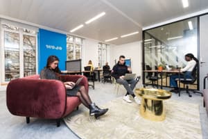 listings.show.sections.photos.alt