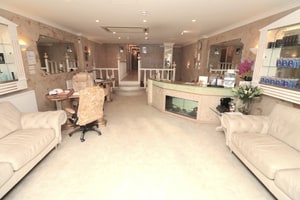 listings.show.sections.photos.alt