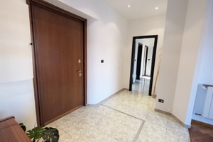 listings.show.sections.photos.alt