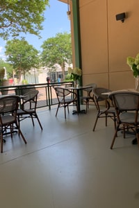 listings.show.sections.photos.alt