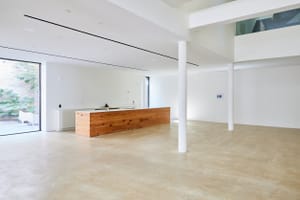 listings.show.sections.photos.alt