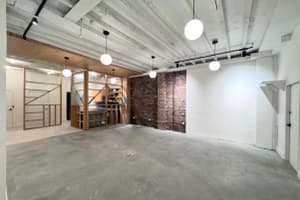 listings.show.sections.photos.alt