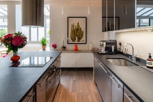 listings.show.sections.photos.alt