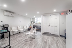 listings.show.sections.photos.alt