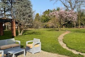 listings.show.sections.photos.alt