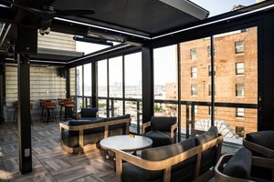 listings.show.sections.photos.alt