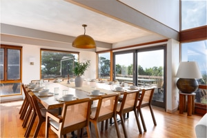 listings.show.sections.photos.alt