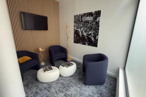 listings.show.sections.photos.alt