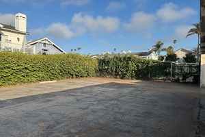 listings.show.sections.photos.alt