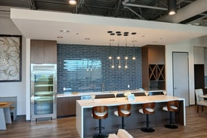 listings.show.sections.photos.alt