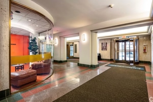 listings.show.sections.photos.alt