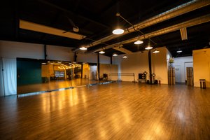 listings.show.sections.photos.alt