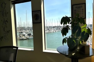 listings.show.sections.photos.alt