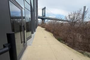 listings.show.sections.photos.alt