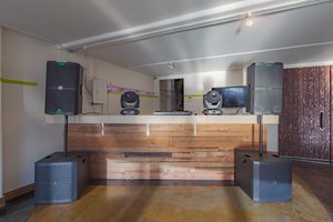 listings.show.sections.photos.alt