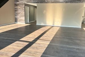 listings.show.sections.photos.alt