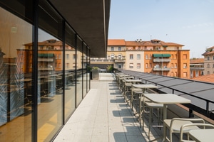 listings.show.sections.photos.alt