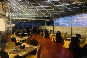 listings.show.sections.photos.alt