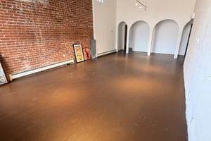 listings.show.sections.photos.alt