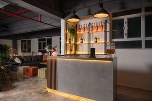 listings.show.sections.photos.alt