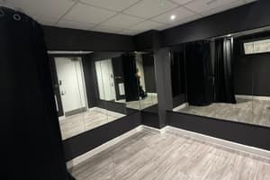 listings.show.sections.photos.alt