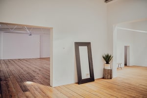 listings.show.sections.photos.alt