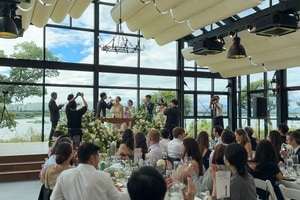 listings.show.sections.photos.alt