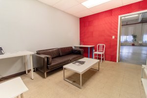 listings.show.sections.photos.alt