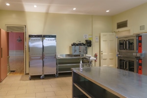 listings.show.sections.photos.alt