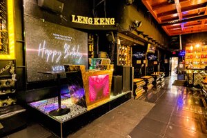 listings.show.sections.photos.alt