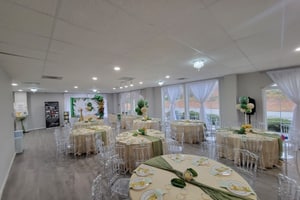 listings.show.sections.photos.alt