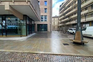 listings.show.sections.photos.alt