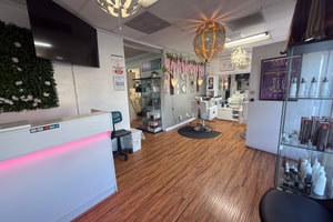 listings.show.sections.photos.alt