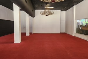 listings.show.sections.photos.alt