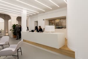 listings.show.sections.photos.alt