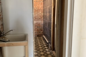 listings.show.sections.photos.alt