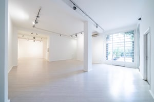 listings.show.sections.photos.alt