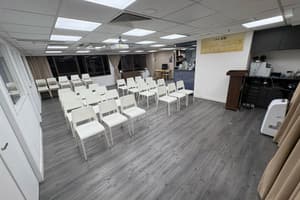 listings.show.sections.photos.alt