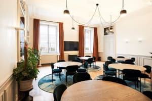 listings.show.sections.photos.alt