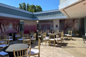 listings.show.sections.photos.alt