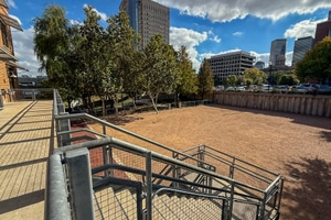 listings.show.sections.photos.alt