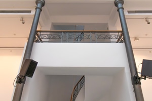 listings.show.sections.photos.alt