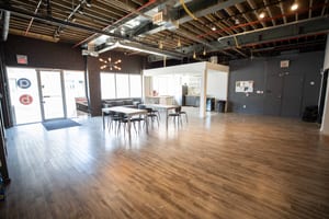 listings.show.sections.photos.alt