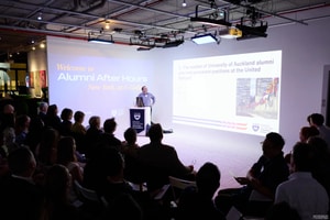 listings.show.sections.photos.alt