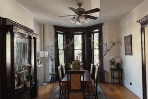 listings.show.sections.photos.alt