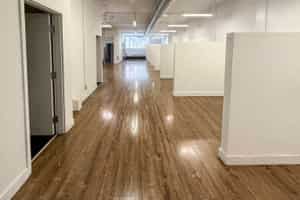 listings.show.sections.photos.alt