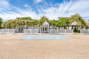 Southampton Indoor/Outdoor Luxury Venue, photo 1
