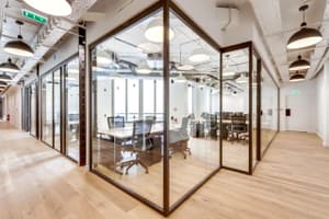 listings.show.sections.photos.alt