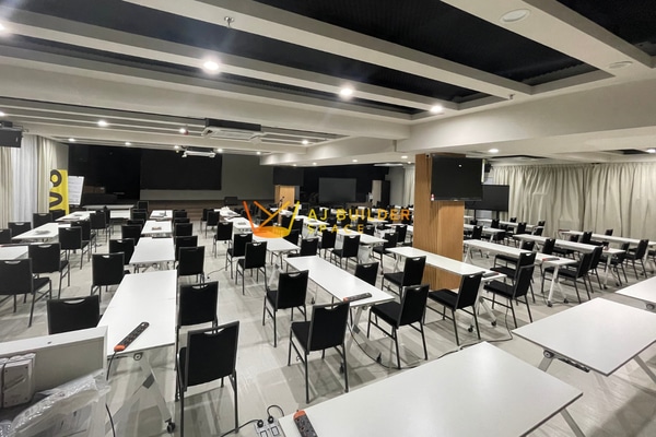 MAIN HALL & TRAINING ROOM