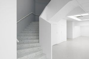 listings.show.sections.photos.alt